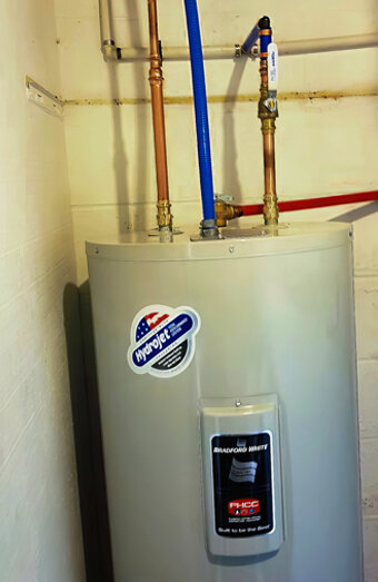 https://willettonhotwater.com.au/uploads/2025/06/electric-hot-water-system-32554.jpg