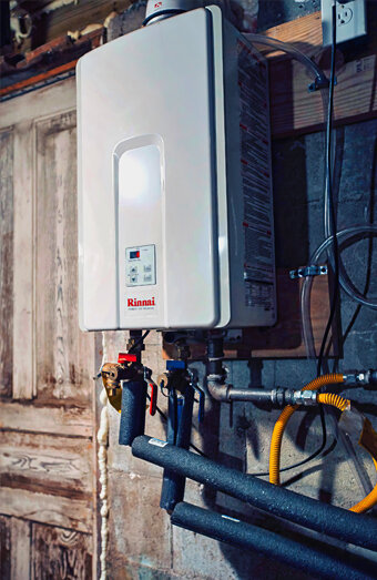 https://willettonhotwater.com.au/uploads/2025/06/hot-water-servicing-84983.jpg