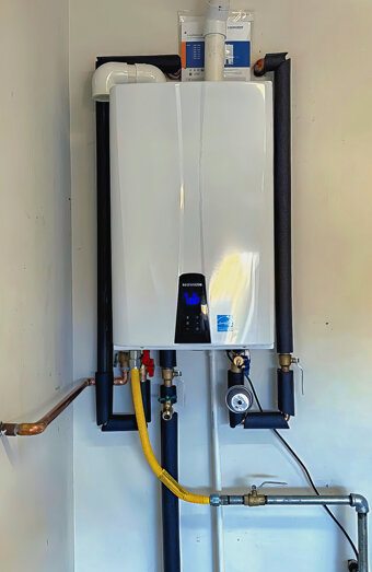 https://willettonhotwater.com.au/uploads/2025/06/thermostatic-water-systems-94011.jpg
